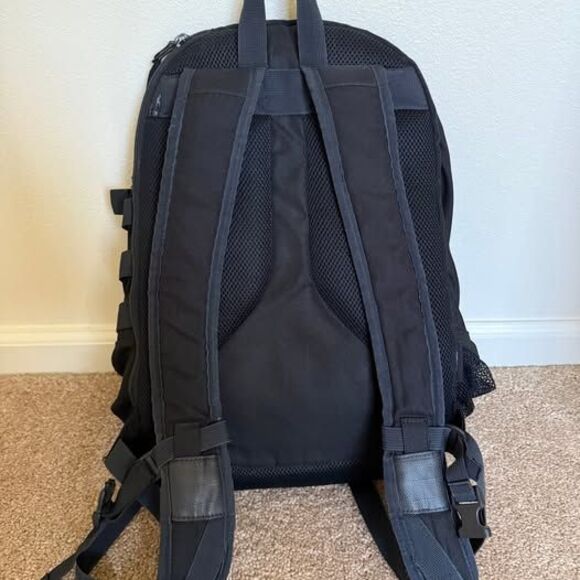 Nixon Backpack – Black Tactical Style – Durable & Sleek - Picture 3 of 8